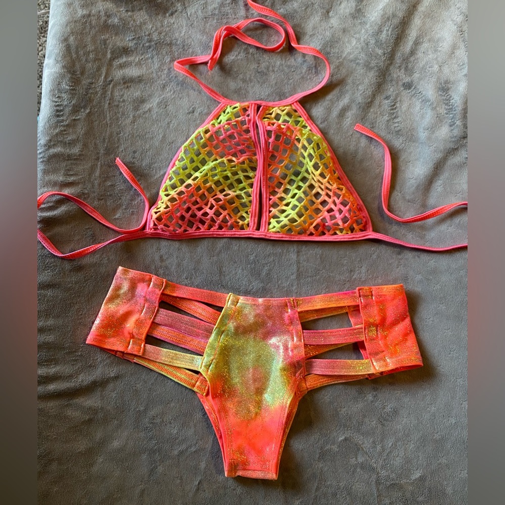 Iheartraves outfit